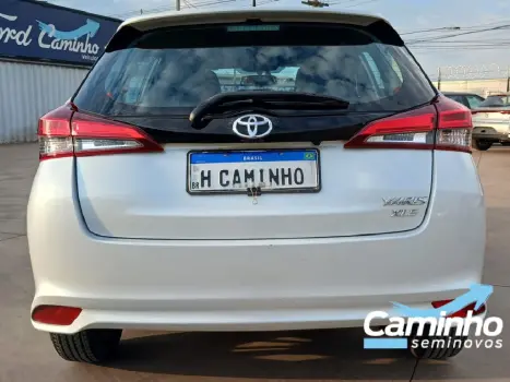 TOYOTA Yaris Hatch 1.5 16V 4P FLEX XLS CONNECT MULTIDRIVE AUTOMÁTICO CVT, Foto 6