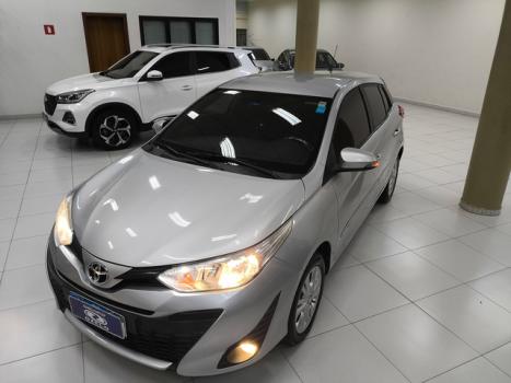 TOYOTA Yaris Hatch 1.3 16V 4P FLEX XL PLUS TECH MULTIDRIVE AUTOMÁTICO CVT, Foto 1