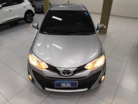 TOYOTA Yaris Hatch 1.3 16V 4P FLEX XL PLUS TECH MULTIDRIVE AUTOMÁTICO CVT, Foto 4