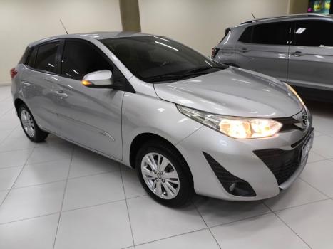 TOYOTA Yaris Hatch 1.3 16V 4P FLEX XL PLUS TECH MULTIDRIVE AUTOMÁTICO CVT, Foto 9