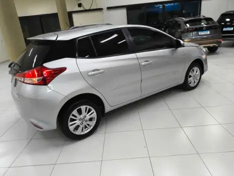 TOYOTA Yaris Hatch 1.3 16V 4P FLEX XL PLUS TECH MULTIDRIVE AUTOMÁTICO CVT, Foto 19