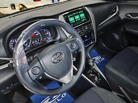 TOYOTA Yaris Hatch 1.3 16V 4P FLEX XL PLUS TECH MULTIDRIVE AUTOMÁTICO CVT, Foto 27