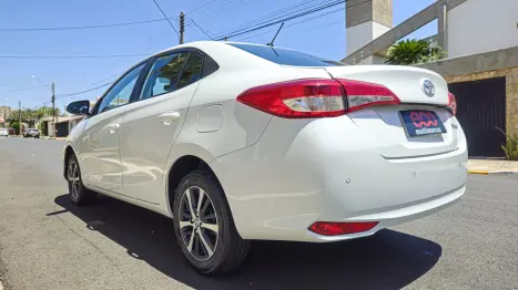 TOYOTA Yaris Sedan 1.5 16V 4P FLEX XL LIVE MULTIDRIVE AUTOMTICO CVT, Foto 5