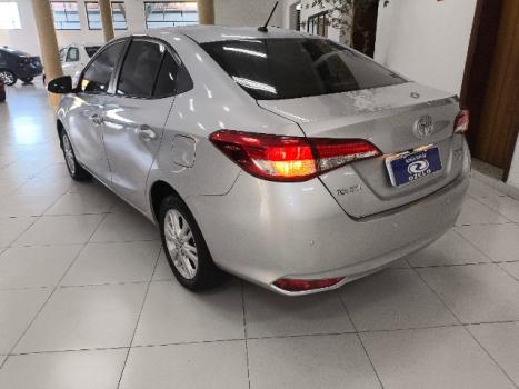 TOYOTA Yaris Sedan 1.5 16V 4P FLEX XL MULTIDRIVE AUTOMTICO CVT, Foto 17