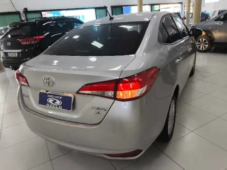 TOYOTA Yaris Sedan 1.5 16V 4P FLEX XL MULTIDRIVE AUTOMTICO CVT, Foto 26