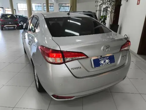 TOYOTA Yaris Sedan 1.5 16V 4P FLEX XL MULTIDRIVE AUTOMTICO CVT, Foto 27