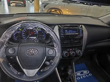 TOYOTA Yaris Sedan 1.5 16V 4P FLEX XL MULTIDRIVE AUTOMTICO CVT, Foto 29