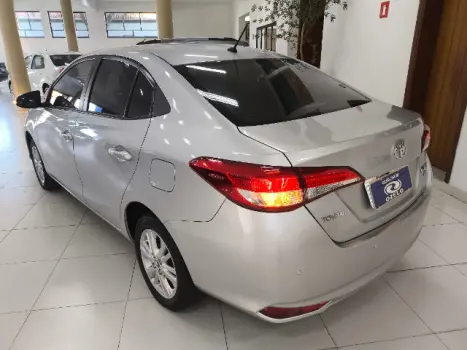 TOYOTA Yaris Sedan 1.5 16V 4P FLEX XL MULTIDRIVE AUTOMTICO CVT, Foto 30