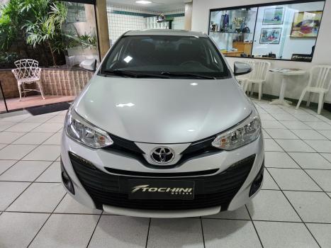 TOYOTA Yaris Sedan 1.5 16V 4P FLEX PLUS MULTIDRIVE AUTOM�TICO CVT, Foto 2