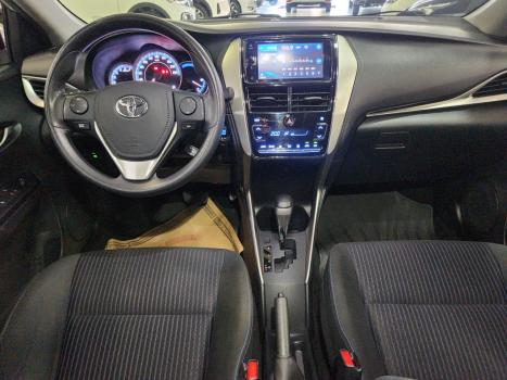 TOYOTA Yaris Sedan 1.5 16V 4P FLEX PLUS MULTIDRIVE AUTOM�TICO CVT, Foto 7