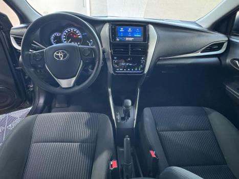 TOYOTA Yaris Sedan 1.5 16V 4P FLEX PLUS MULTIDRIVE AUTOM�TICO CVT, Foto 7