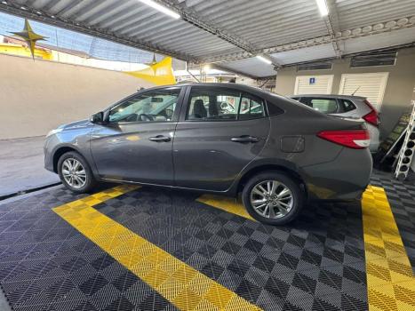 TOYOTA Yaris Sedan 1.5 16V 4P FLEX PLUS MULTIDRIVE AUTOM�TICO CVT, Foto 9