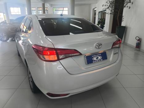 TOYOTA Yaris Sedan 1.5 16V 4P FLEX XL MULTIDRIVE AUTOM�TICO CVT, Foto 9