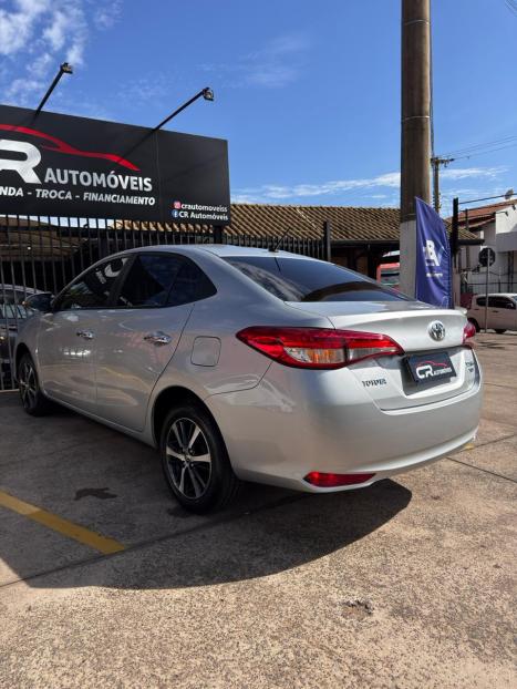 TOYOTA Yaris Sedan 1.5 16V 4P FLEX XLS CONNECT MULTIDRIVE AUTOM�TICO CVT, Foto 5