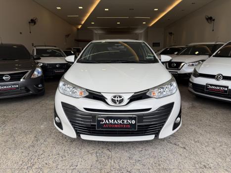 TOYOTA Yaris Sedan 1.5 16V 4P FLEX XS CONNECT MULTIDRIVE AUTOM�TICO CVT, Foto 2