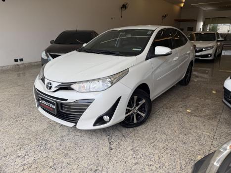 TOYOTA Yaris Sedan 1.5 16V 4P FLEX XS CONNECT MULTIDRIVE AUTOM�TICO CVT, Foto 3