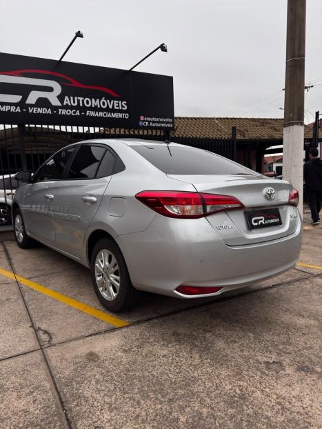 TOYOTA Yaris Sedan 1.3 16V 4P FLEX XL MULTIDRIVE AUTOM�TICO CVT, Foto 4