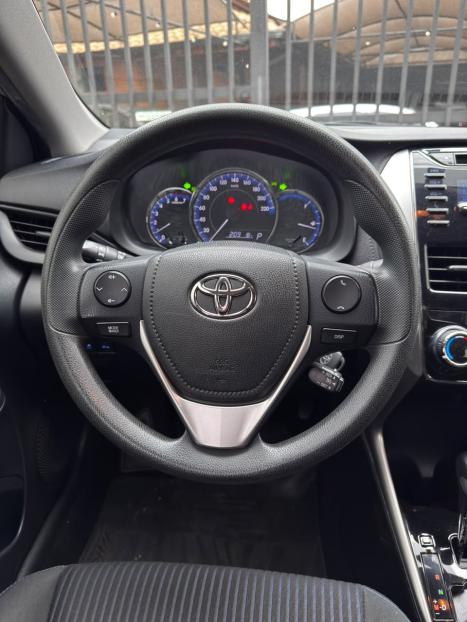 TOYOTA Yaris Sedan 1.3 16V 4P FLEX XL MULTIDRIVE AUTOM�TICO CVT, Foto 8