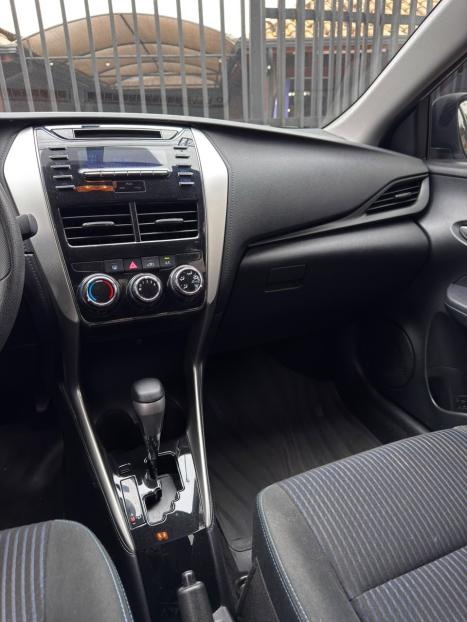 TOYOTA Yaris Sedan 1.3 16V 4P FLEX XL MULTIDRIVE AUTOM�TICO CVT, Foto 12