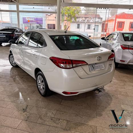 TOYOTA Yaris Sedan 1.5 16V 4P FLEX XL LIVE MULTIDRIVE AUTOM�TICO CVT, Foto 2