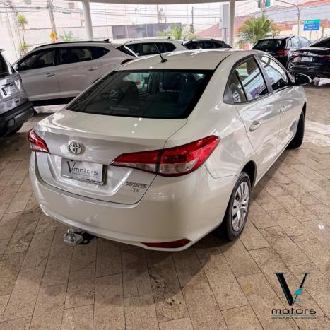TOYOTA Yaris Sedan 1.5 16V 4P FLEX XL LIVE MULTIDRIVE AUTOM�TICO CVT, Foto 4
