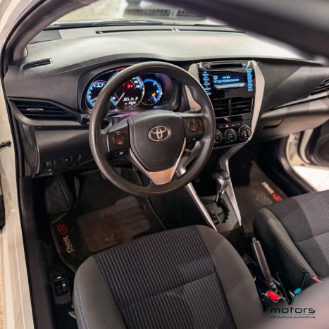 TOYOTA Yaris Sedan 1.5 16V 4P FLEX XL LIVE MULTIDRIVE AUTOM�TICO CVT, Foto 8