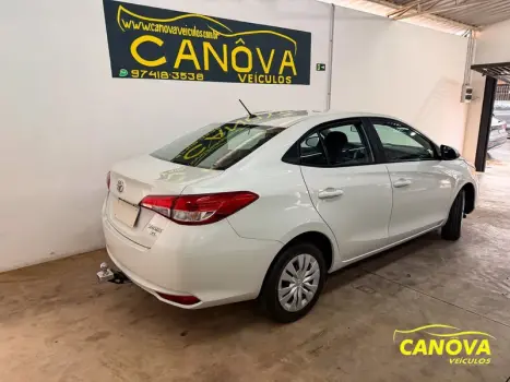 TOYOTA Yaris Sedan 1.5 16V 4P FLEX XL LIVE MULTIDRIVE AUTOMÁTICO CVT, Foto 5
