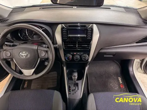 TOYOTA Yaris Sedan 1.5 16V 4P FLEX XL LIVE MULTIDRIVE AUTOMÁTICO CVT, Foto 9
