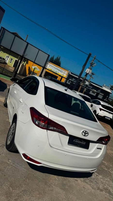 TOYOTA Yaris Sedan 1.5 16V 4P FLEX XL, Foto 4