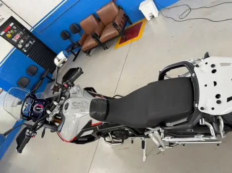 TRIUMPH Tiger 900 RALLY PR�, Foto 2