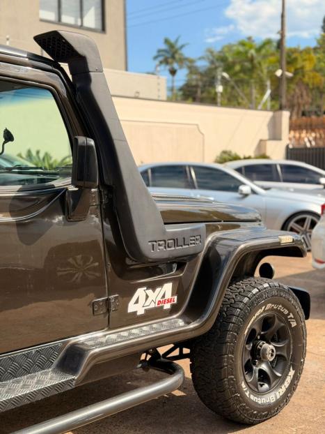 TROLLER T4 2.8 MWM TURBO DIESEL CAPOTA RIGIDA, Foto 6