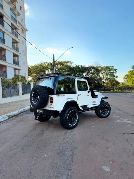 TROLLER T4 2.8 MWM TURBO DIESEL CAPOTA RIGIDA, Foto 9