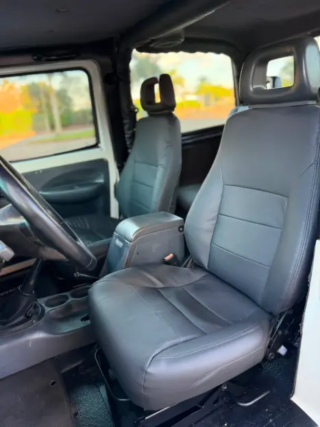 TROLLER T4 2.8 MWM TURBO DIESEL CAPOTA RIGIDA, Foto 14