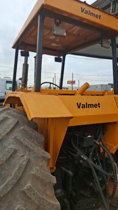VALMET 128 4X4, Foto 2