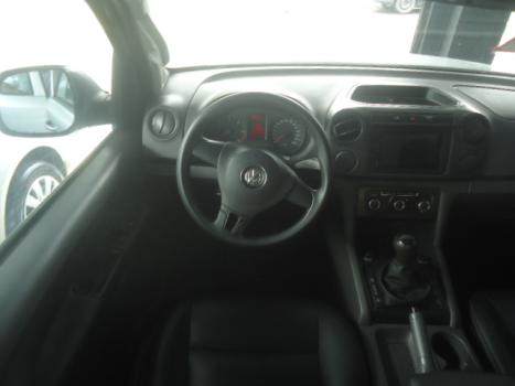 VOLKSWAGEN Amarok 2.0 16V 4X4 CABINE DUPLA  HIGHLINE TURBO INTERCOOLER, Foto 4 VOLKSWAGEN Amarok 2.0 16V 4X4 CABINE DUPLA  HIGHLINE TURBO INTERCOOLER, Foto 4