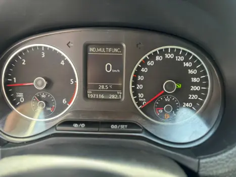 VOLKSWAGEN Amarok 2.0 16V 4X4 CABINE DUPLA  HIGHLINE TURBO INTERCOOLER, Foto 9