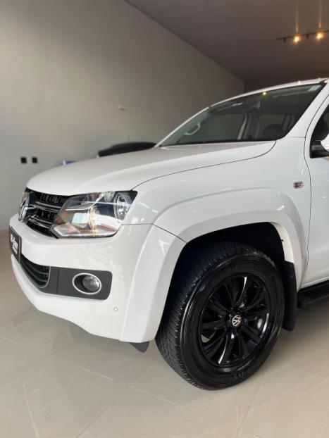 VOLKSWAGEN Amarok 2.0 16V 4X4 CABINE DUPLA HIGHLINE TURBO INTERCOOLER AUTOM�TICO, Foto 2