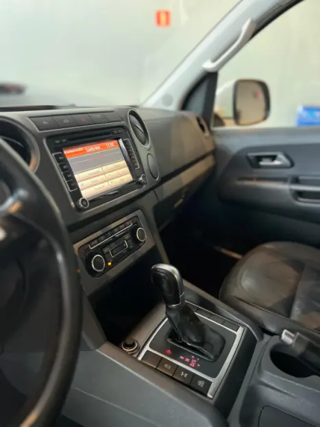 VOLKSWAGEN Amarok 2.0 16V 4X4 CABINE DUPLA HIGHLINE TURBO INTERCOOLER AUTOM�TICO, Foto 9