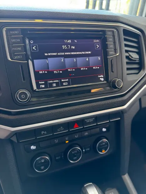 VOLKSWAGEN Amarok 3.0 V6 CABINE DUPLA HIGHLINE 4X4 TURBO INTERCOOLER AUTOMTICO, Foto 9