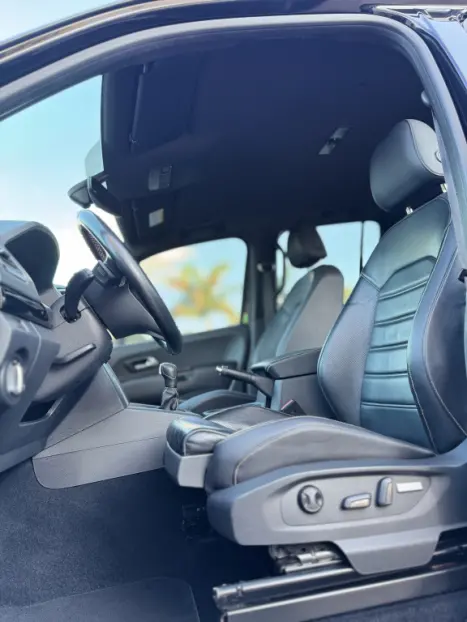 VOLKSWAGEN Amarok 3.0 V6 CABINE DUPLA HIGHLINE EXTREME 4X4 TURBO INTERCOOLER AUTOMTICO, Foto 13