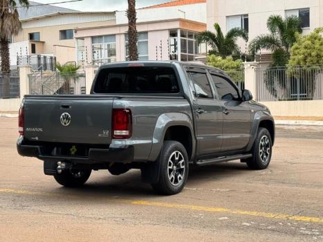VOLKSWAGEN Amarok 3.0 V6 CABINE DUPLA COMFORT 4X4 TURBO INTERCOOLER AUTOM�TICO, Foto 4