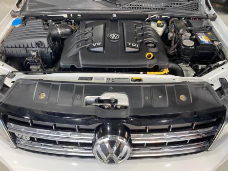 VOLKSWAGEN Amarok 3.0 V6 CABINE DUPLA HIGHLINE 4X4 TURBO INTERCOOLER AUTOM�TICO, Foto 17