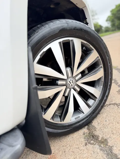 VOLKSWAGEN Amarok 3.0 V6 CABINE DUPLA HIGHLINE EXTREME 4X4 TURBO INTERCOOLER AUTOM�TICO, Foto 8