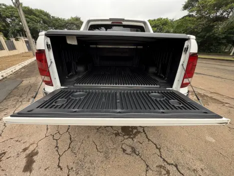 VOLKSWAGEN Amarok 3.0 V6 CABINE DUPLA HIGHLINE EXTREME 4X4 TURBO INTERCOOLER AUTOM�TICO, Foto 13