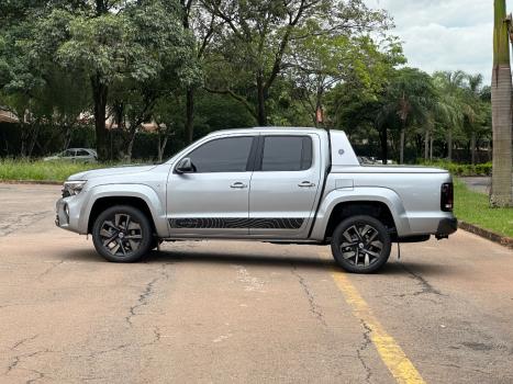 VOLKSWAGEN Amarok 3.0 V6 CABINE DUPLA HIGHLINE 4X4 TURBO INTERCOOLER AUTOM�TICO, Foto 3