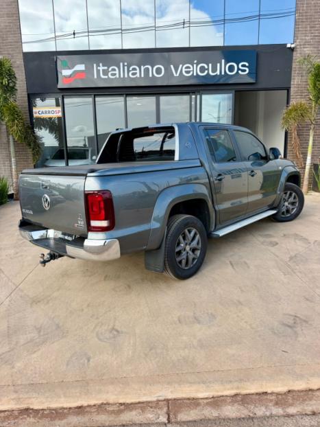 VOLKSWAGEN Amarok 3.0 V6 CABINE DUPLA HIGHLINE EXTREME 4X4 TURBO INTERCOOLER AUTOM�TICO, Foto 4