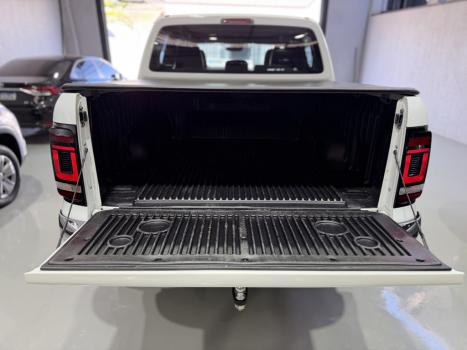 VOLKSWAGEN Amarok 3.0 V6 CABINE DUPLA HIGHLINE 4X4 TURBO INTERCOOLER AUTOM�TICO, Foto 9