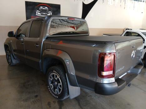 VOLKSWAGEN Amarok 3.0 V6 CABINE DUPLA COMFORT 4X4 TURBO INTERCOOLER AUTOM�TICO, Foto 6