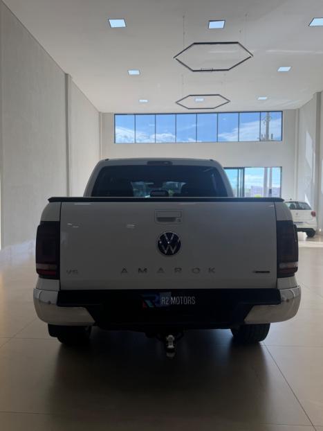 VOLKSWAGEN Amarok 3.0 V6 CABINE DUPLA HIGHLINE 4X4 TURBO INTERCOOLER AUTOM�TICO, Foto 3