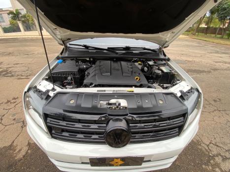 VOLKSWAGEN Amarok 3.0 V6 CABINE DUPLA HIGHLINE 4X4 TURBO INTERCOOLER AUTOM�TICO, Foto 7